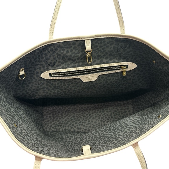 Louis Vuitton Wild at Heart Neverfull leather Tote MM - Picture 11 of 16